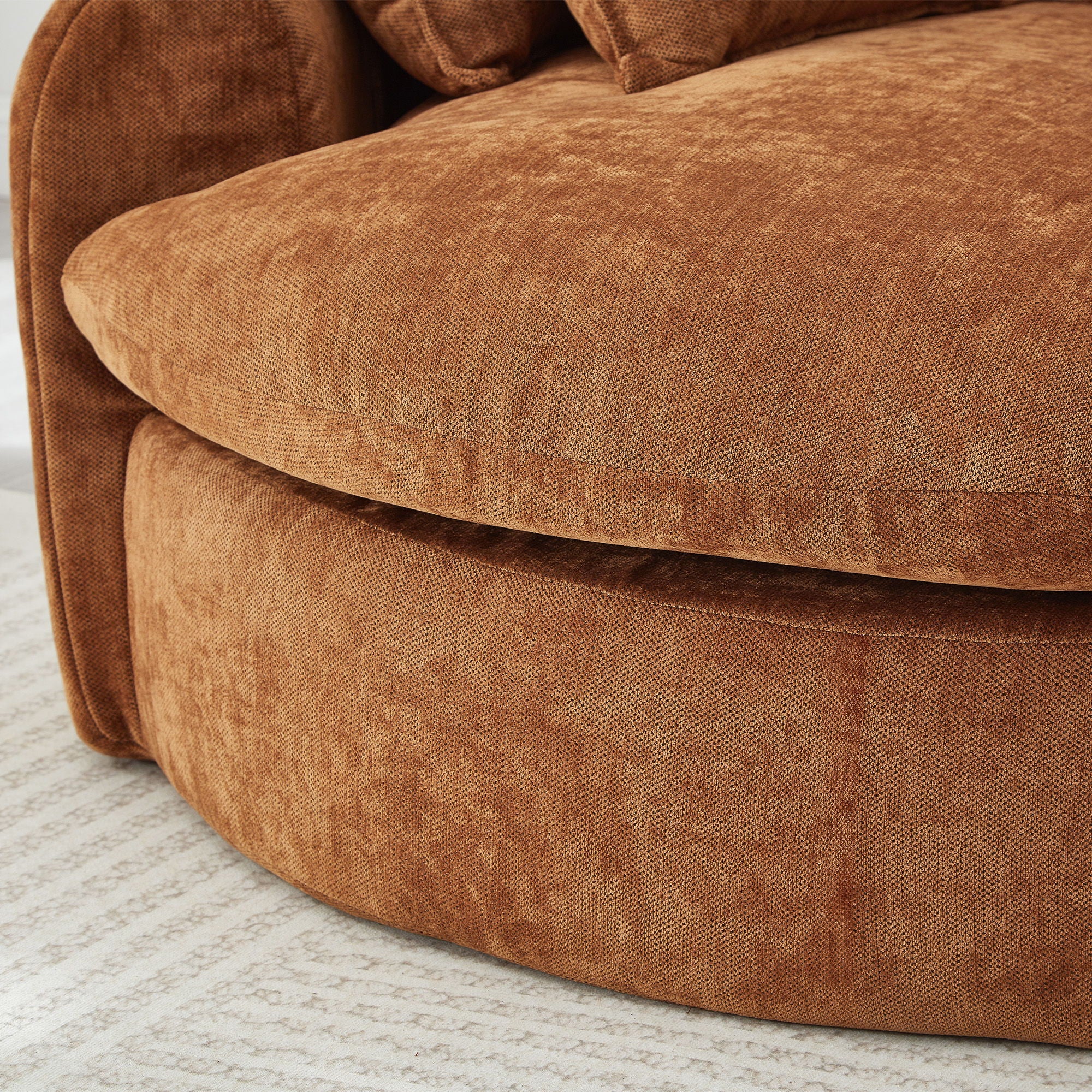 Modern Round Chaise Sofa With 8 Throw Pillows