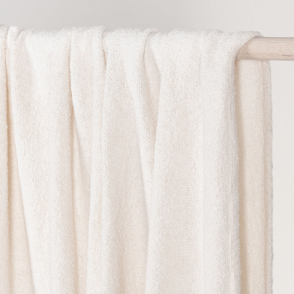 Aria - 50" x 70" Boucle Throw - Ivory