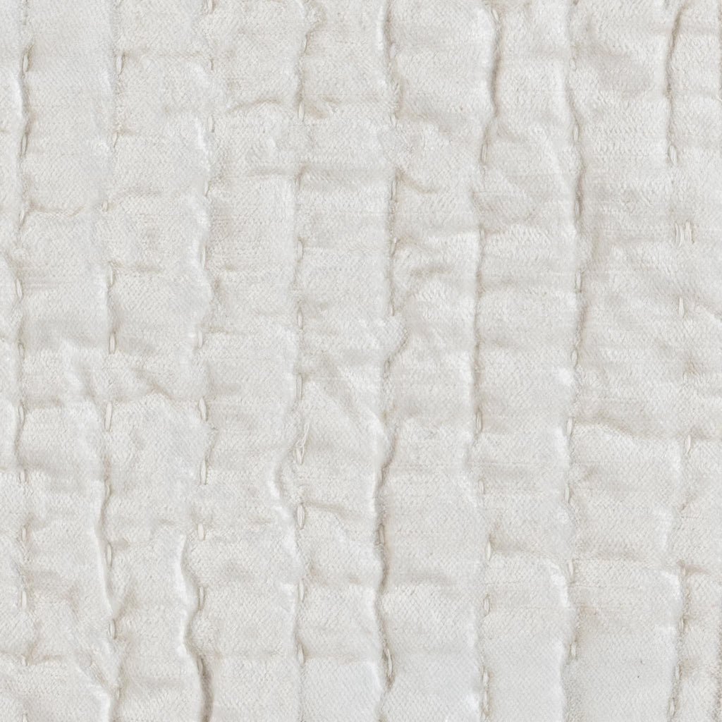 Bari - Velvet Quilt Set