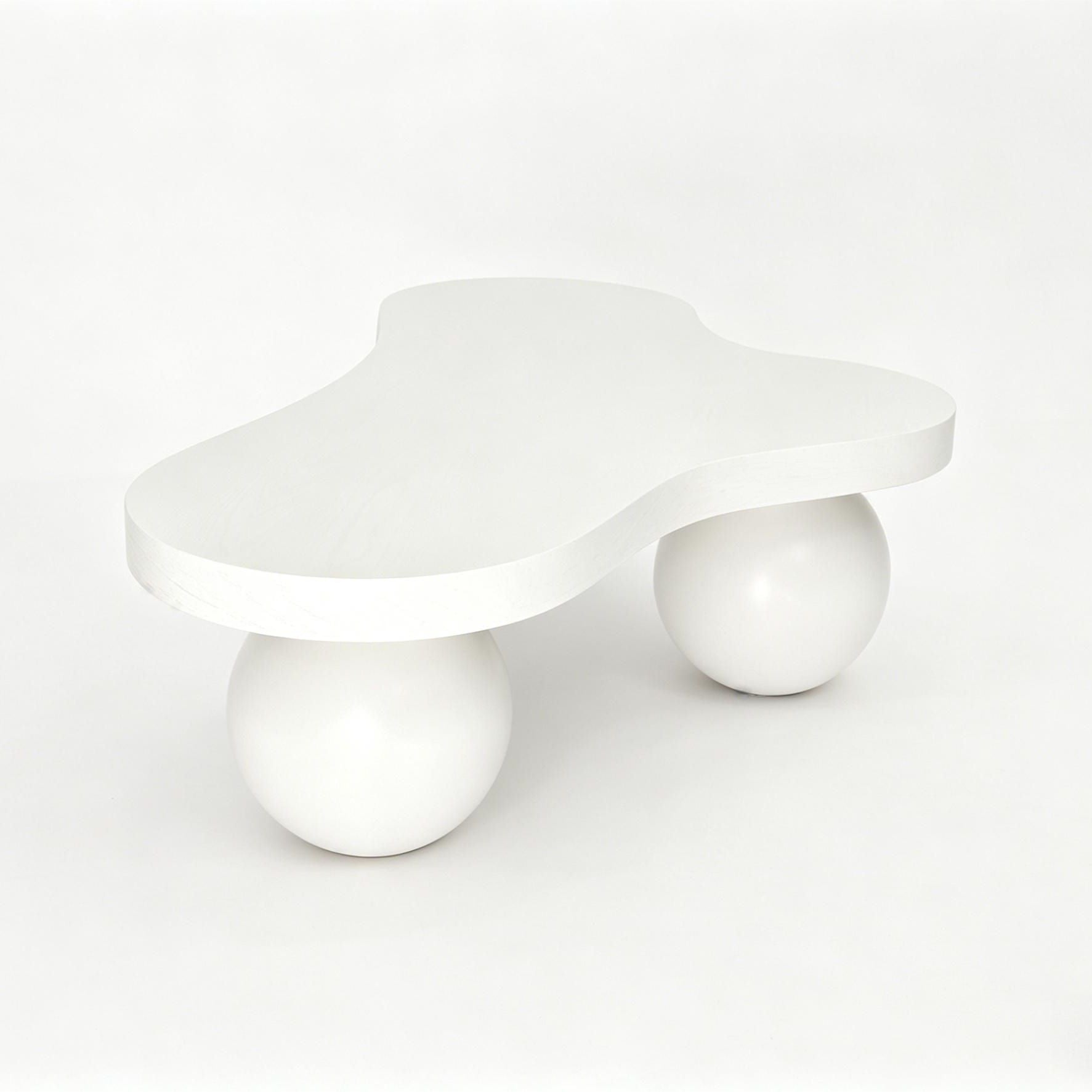Cloud Shaped Coffee Table With 3 Ball Legs For Living Room