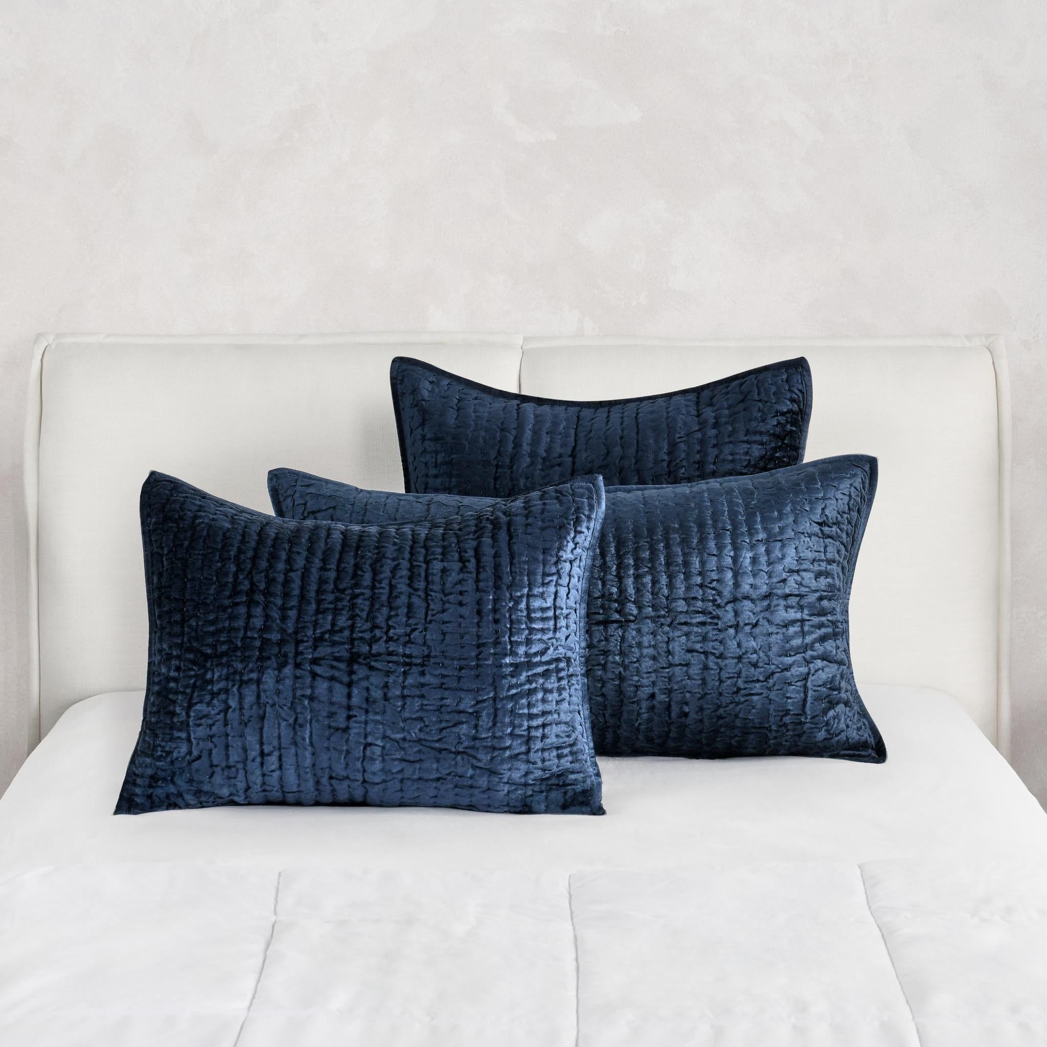 Bari - Velvet Quilt Collection