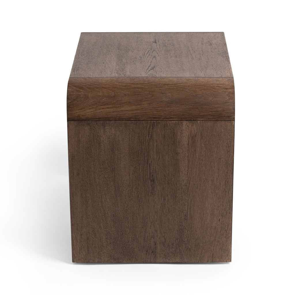 Levine - Table
