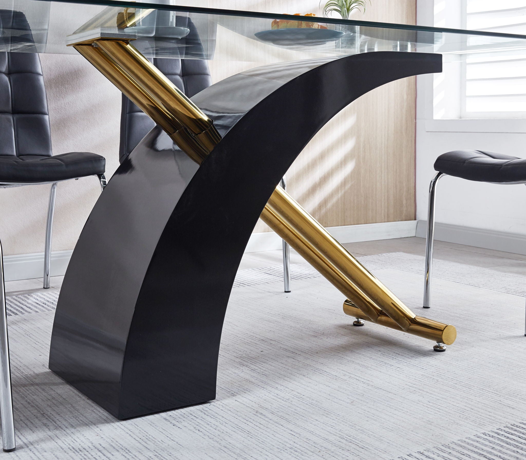 Stylish Dining Room Table, Luxury Glass Top Dining Table, Modern Design For Your House - Black