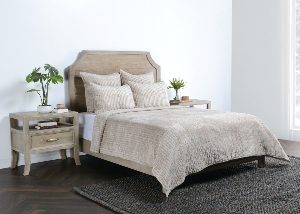 Bari - Velvet Quilt