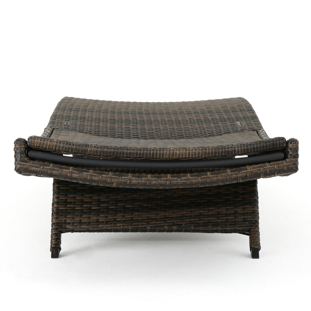 Salem - Chaise Lounge