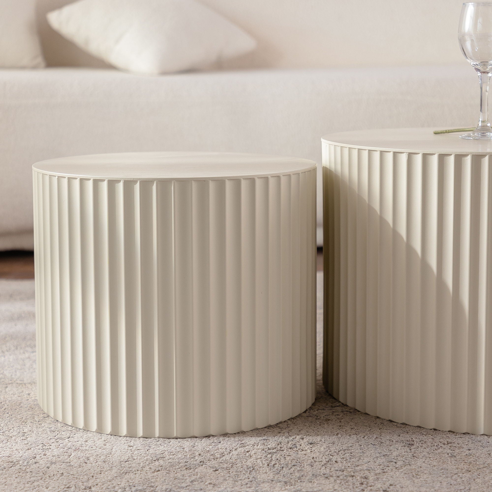 Drum Nesting Coffee Table With Wave Stripe Design For Living Room (Set of 2) - Beige / White