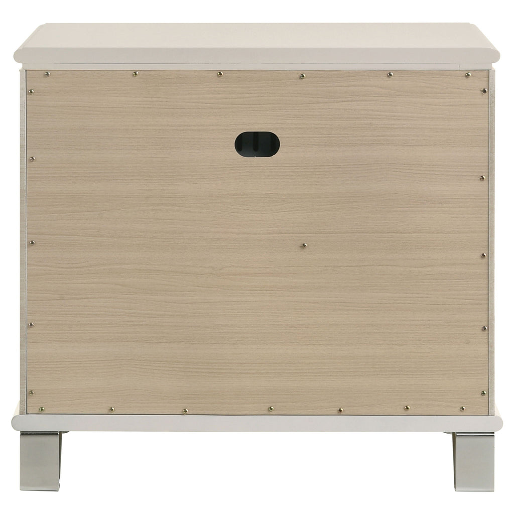 Gwendolyn - 2 Drawer Nightstand - White