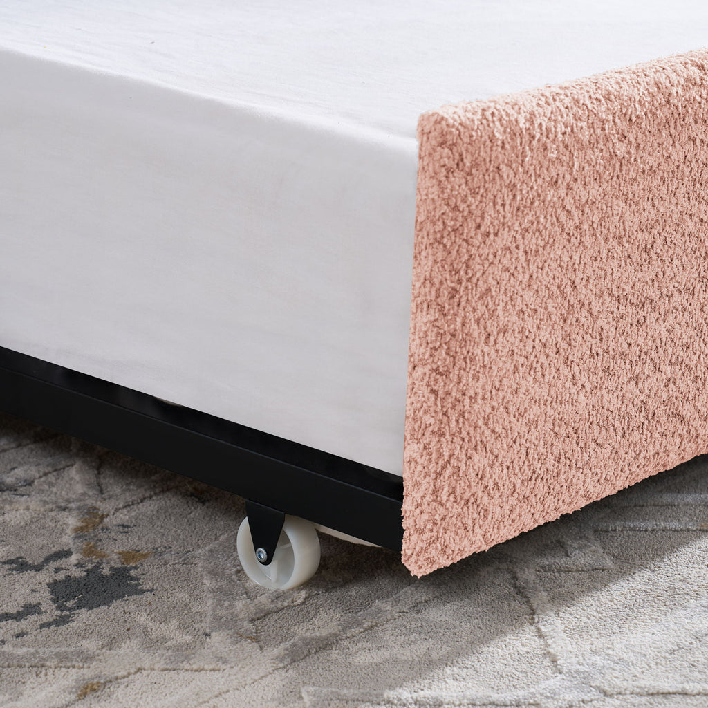Upholstered Daybed With Pop Up Trundle