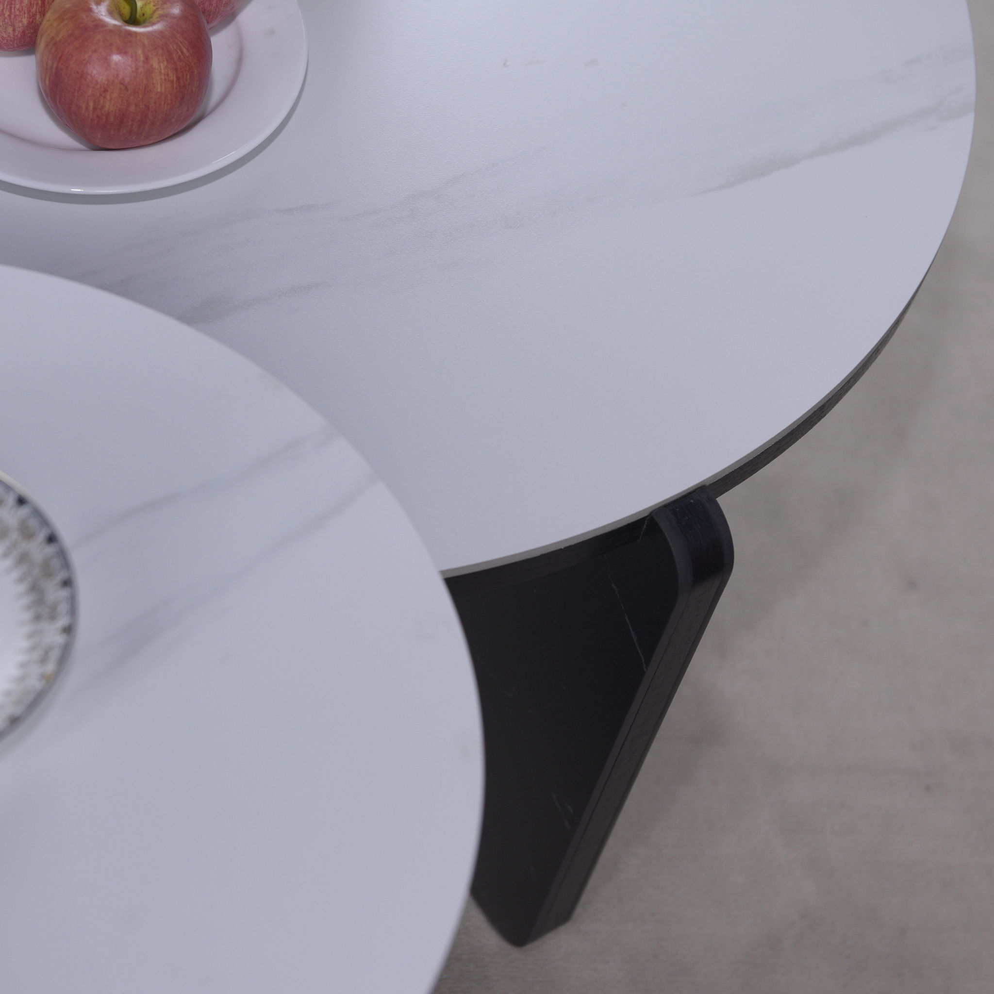 Round Coffee & End Table Set