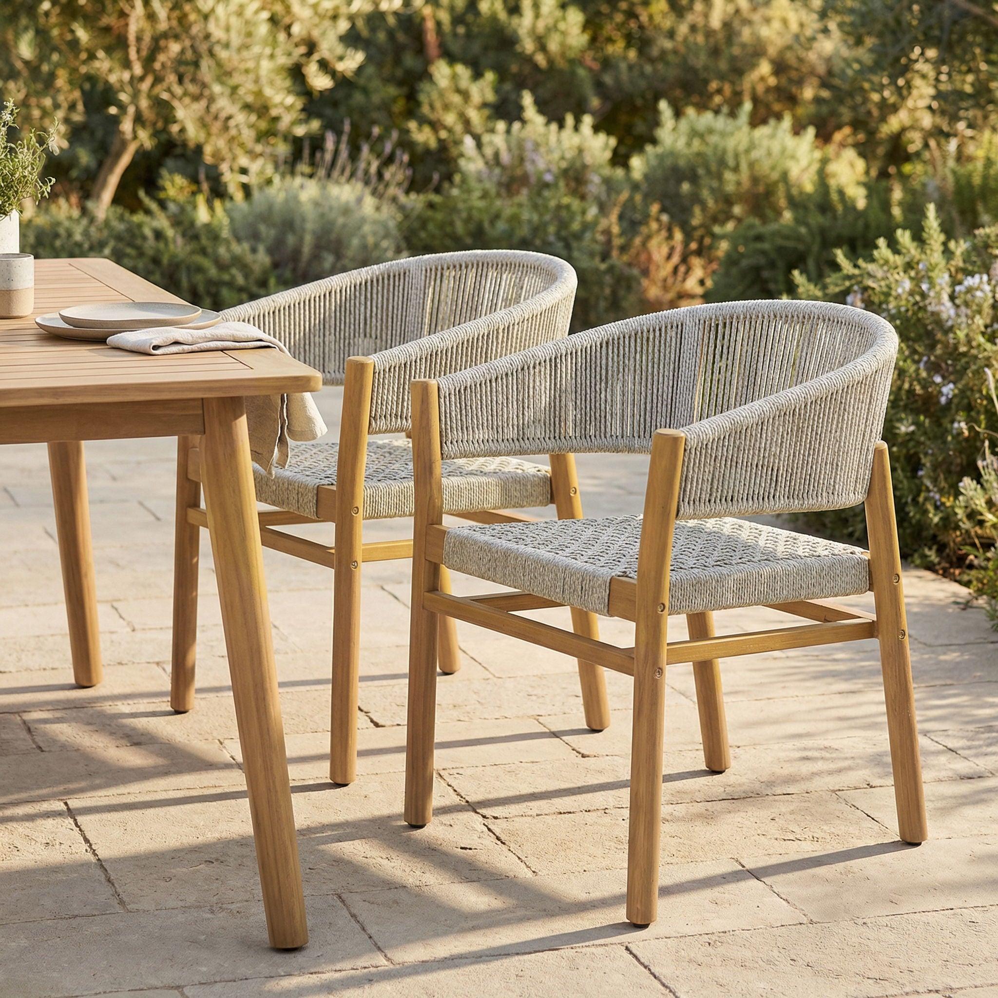 Elegant Outdoor Accent Chair (Set of 2)