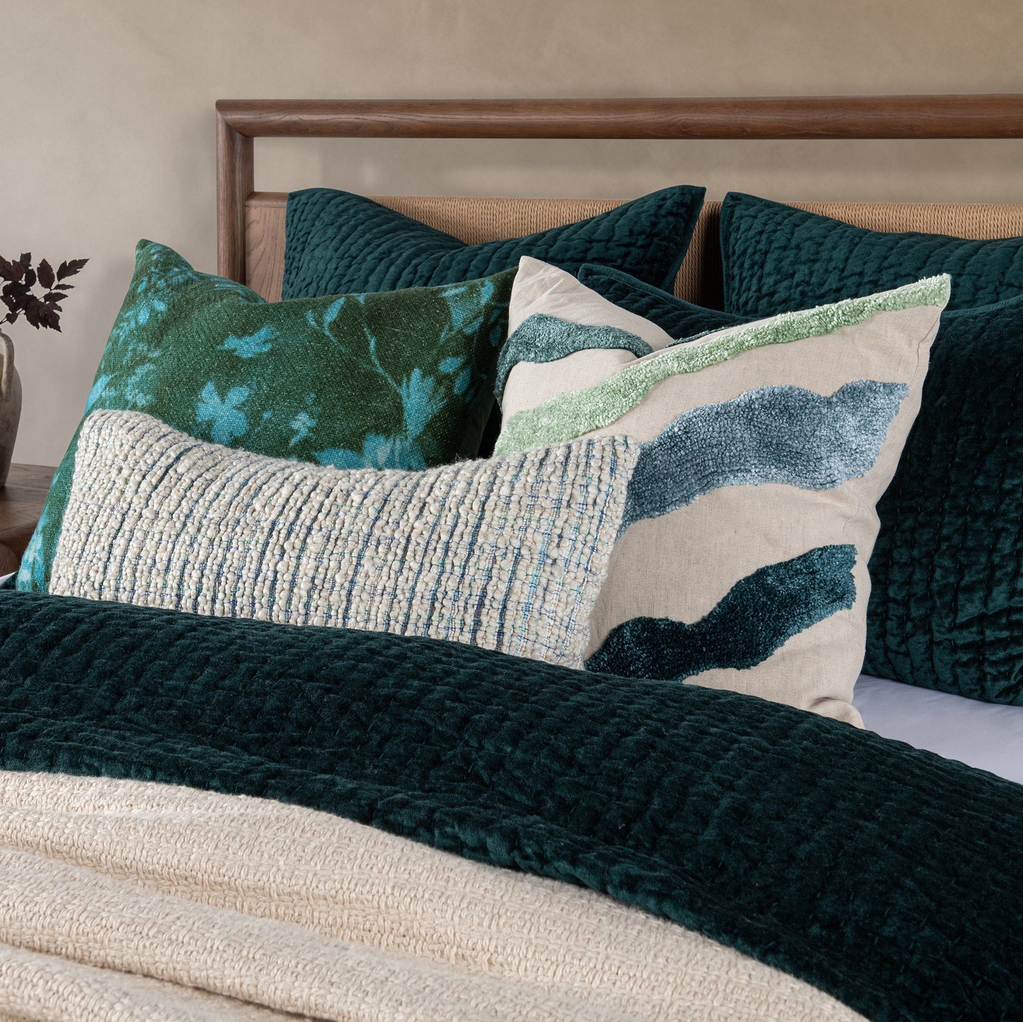 Bari - Velvet Quilt Collection