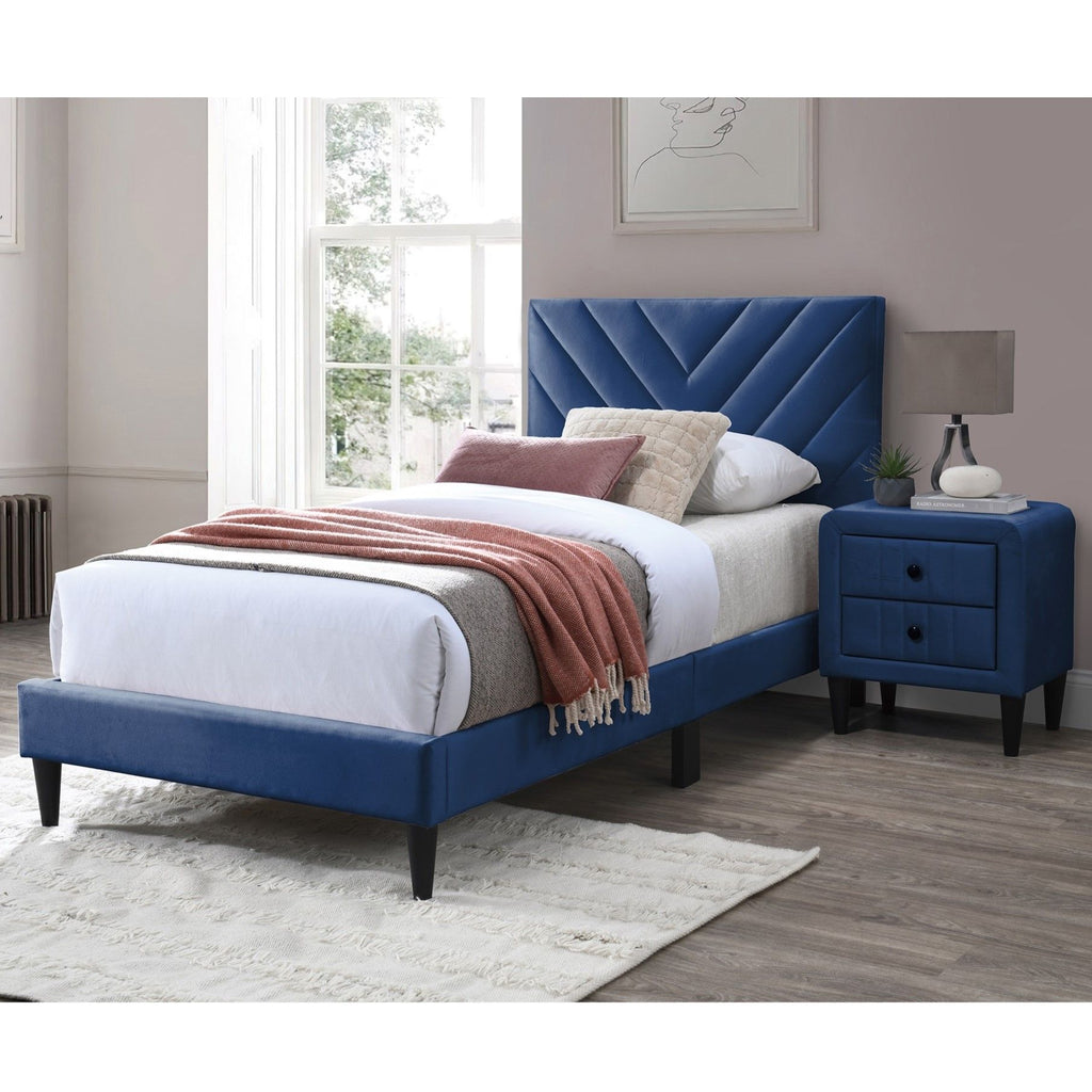 Bed Set With Adjustable Headboard