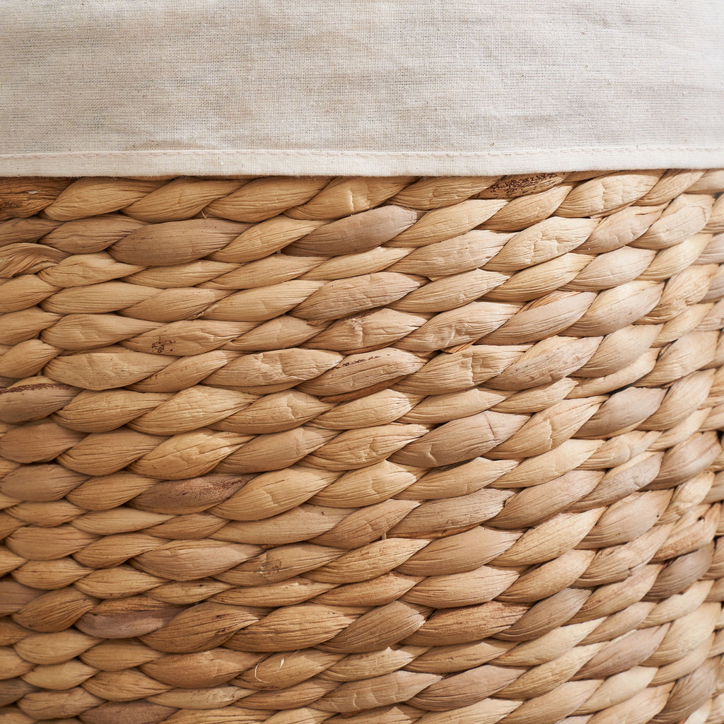 Round Tall Water Hyacinth Woven Wicker Laundry Hamper With Lid - For Clothes, Toys And Book Storage With Removable Liner - 15" X 15" X 20" - Natural Brown