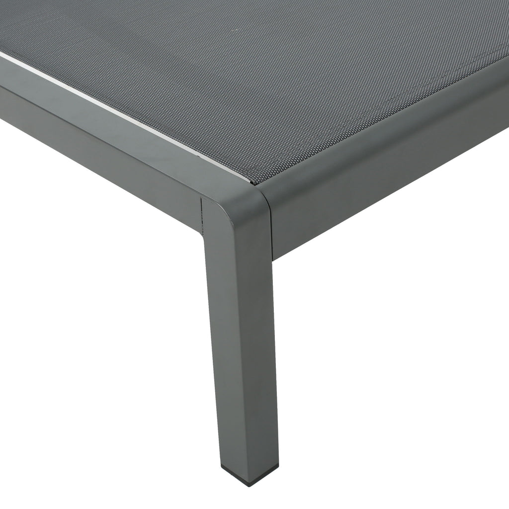 Outdoor Patio Chaise Lounge With 5 Reclining Positions