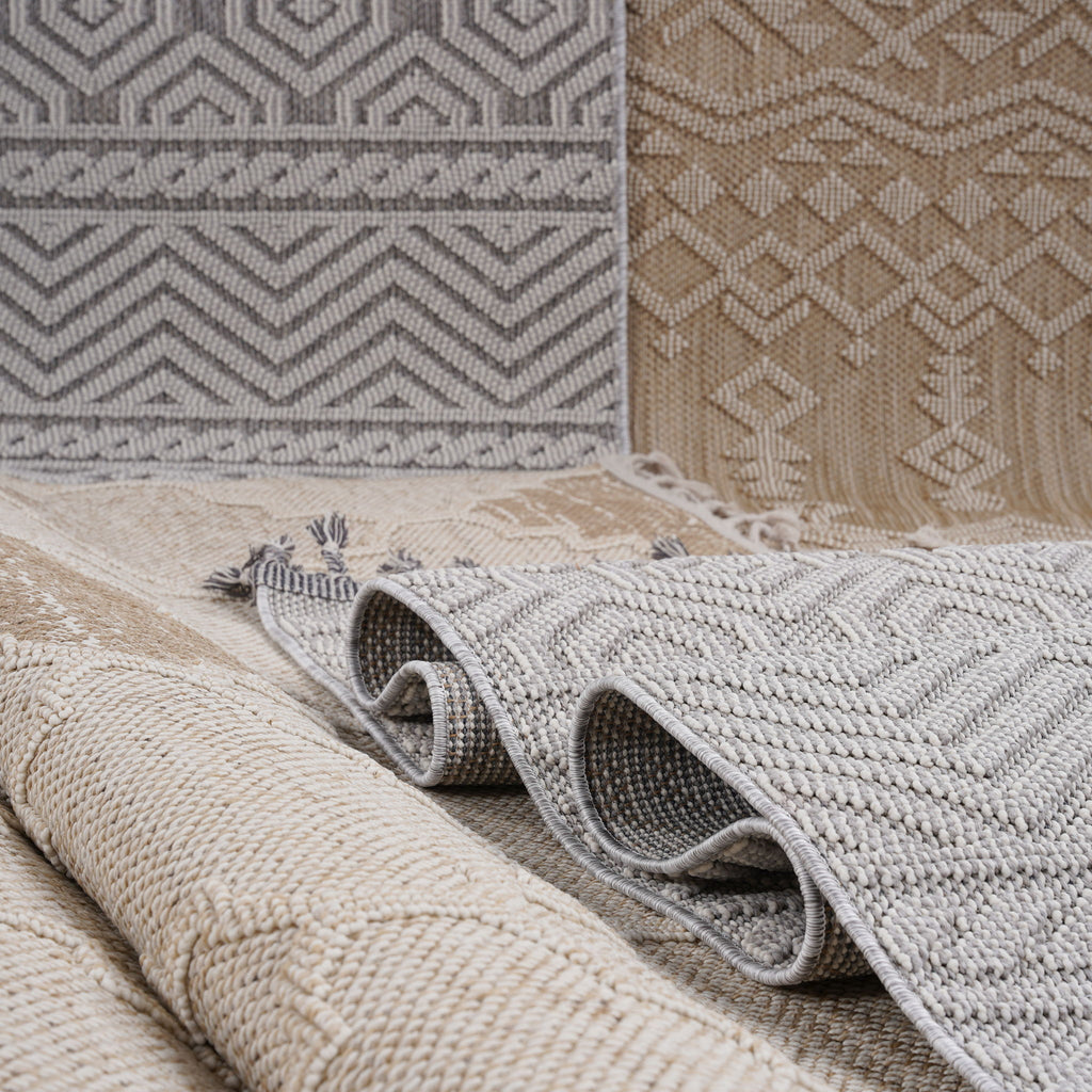 Guros - 8' X 10' Traditional Indoor / Outdoor Area Rug - Natural
