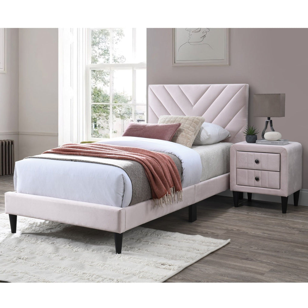 Bed Set With Adjustable Headboard