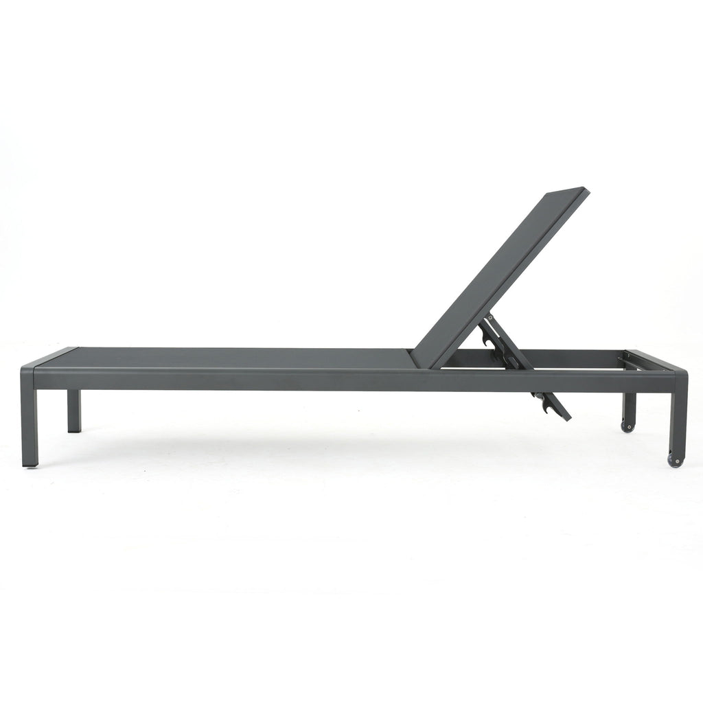 Outdoor Patio Chaise Lounge With 5 Reclining Positions