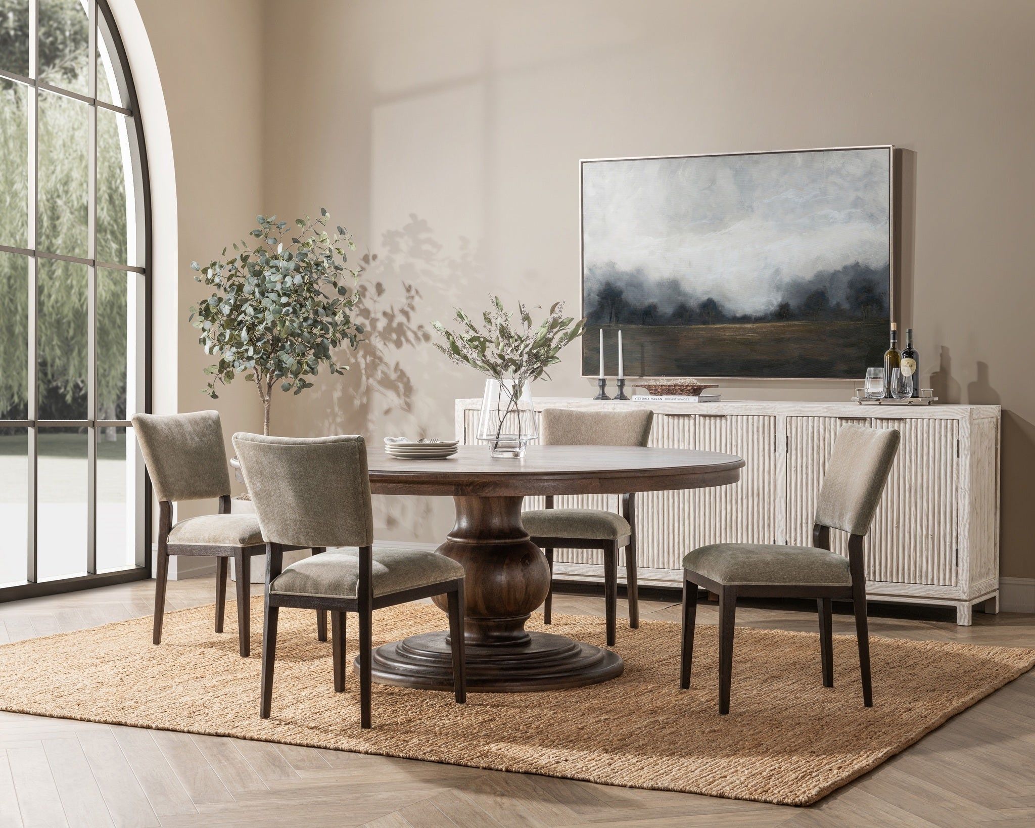 Brookside - Round Dining Table