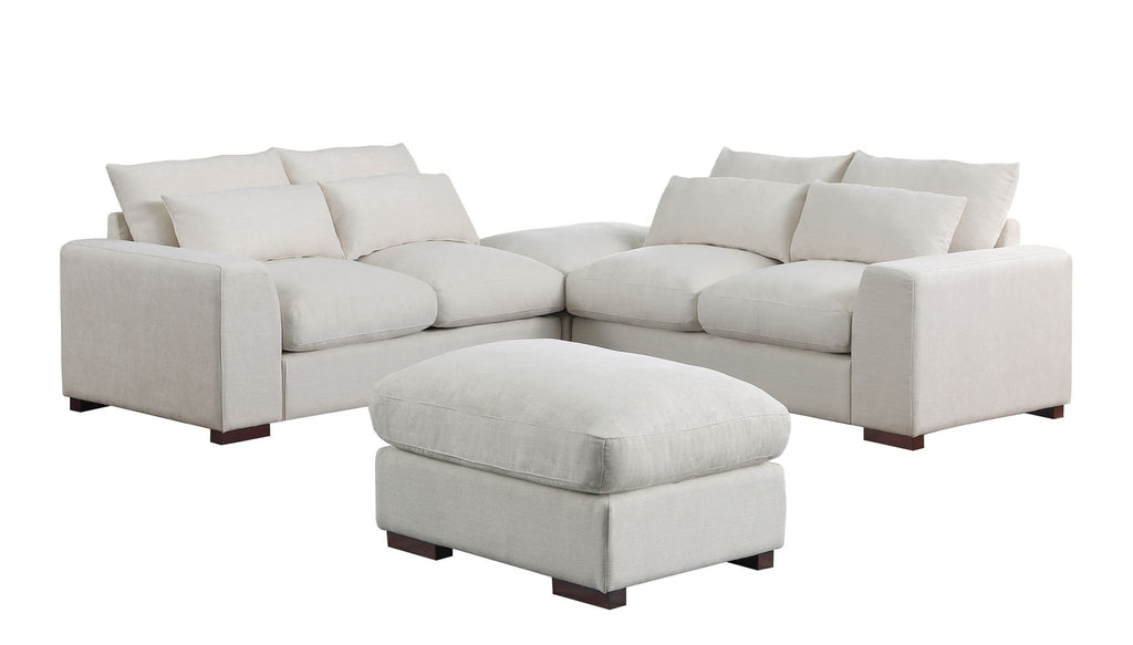 Tatman - Sectional With 2 Ottomans