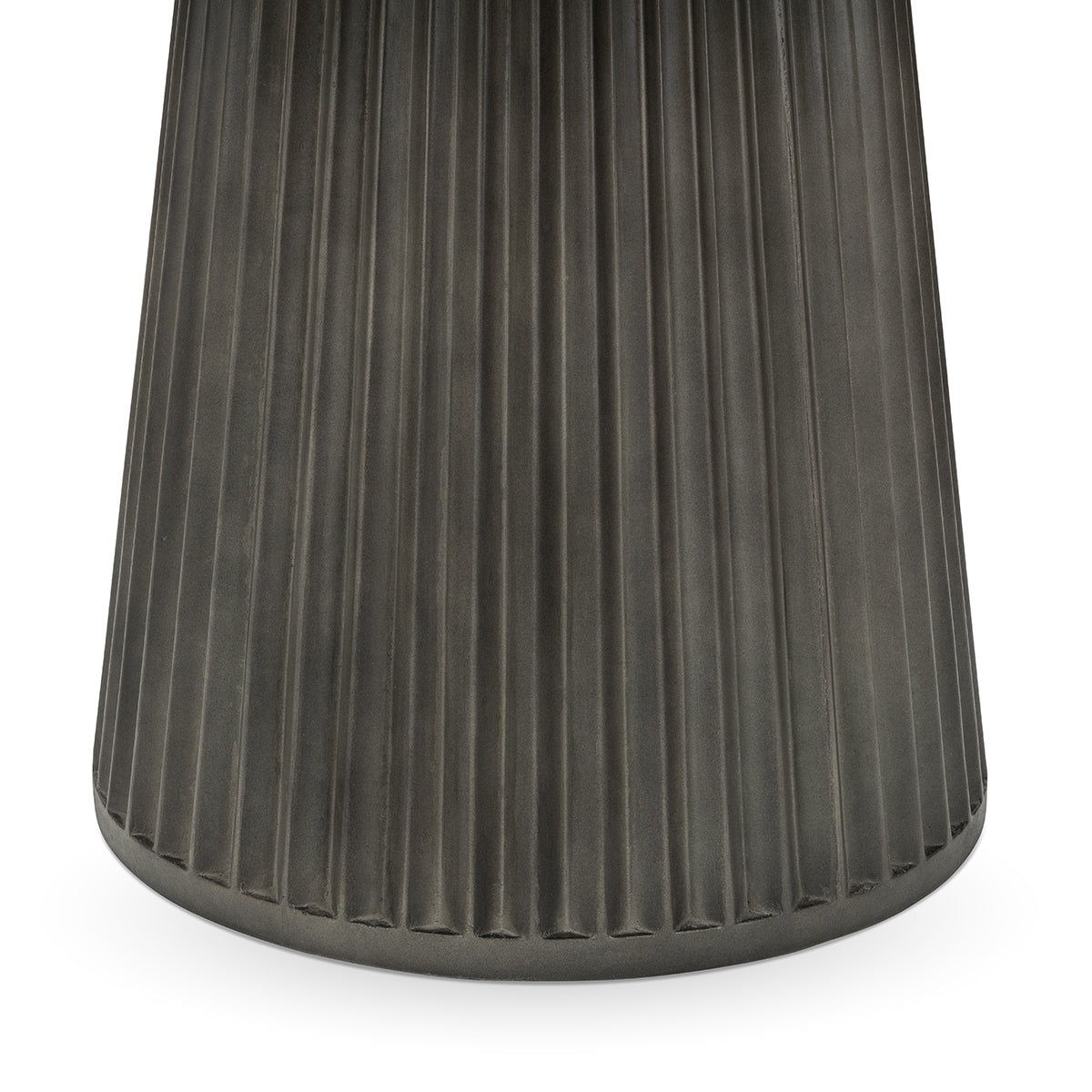 Caspia - 47" Outdoor Round Dining Table - Snowdrift White / Black