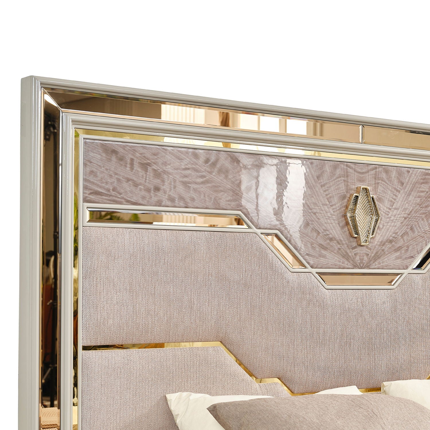 Omari - Upholstered Bed