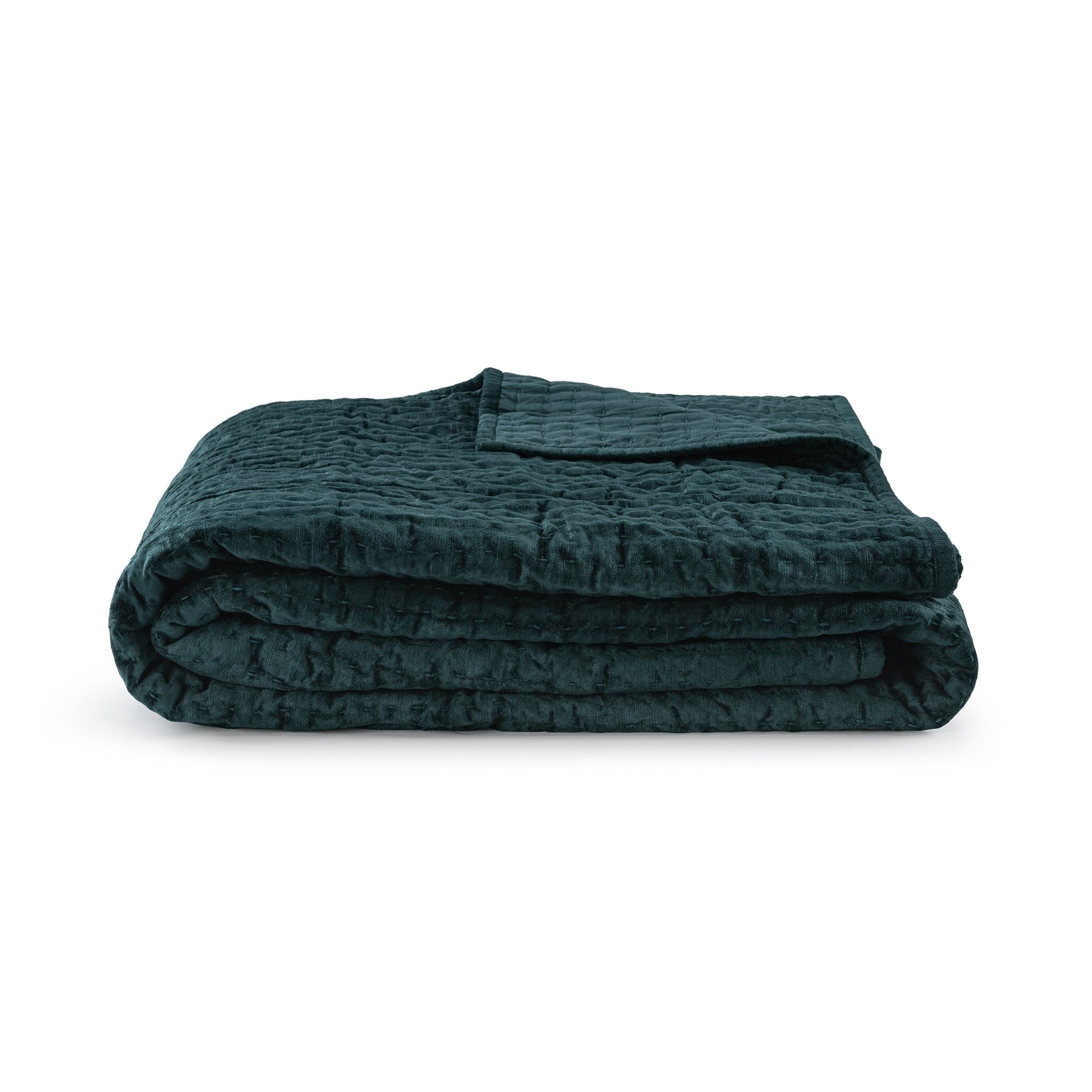 Bari - Velvet Quilt Collection