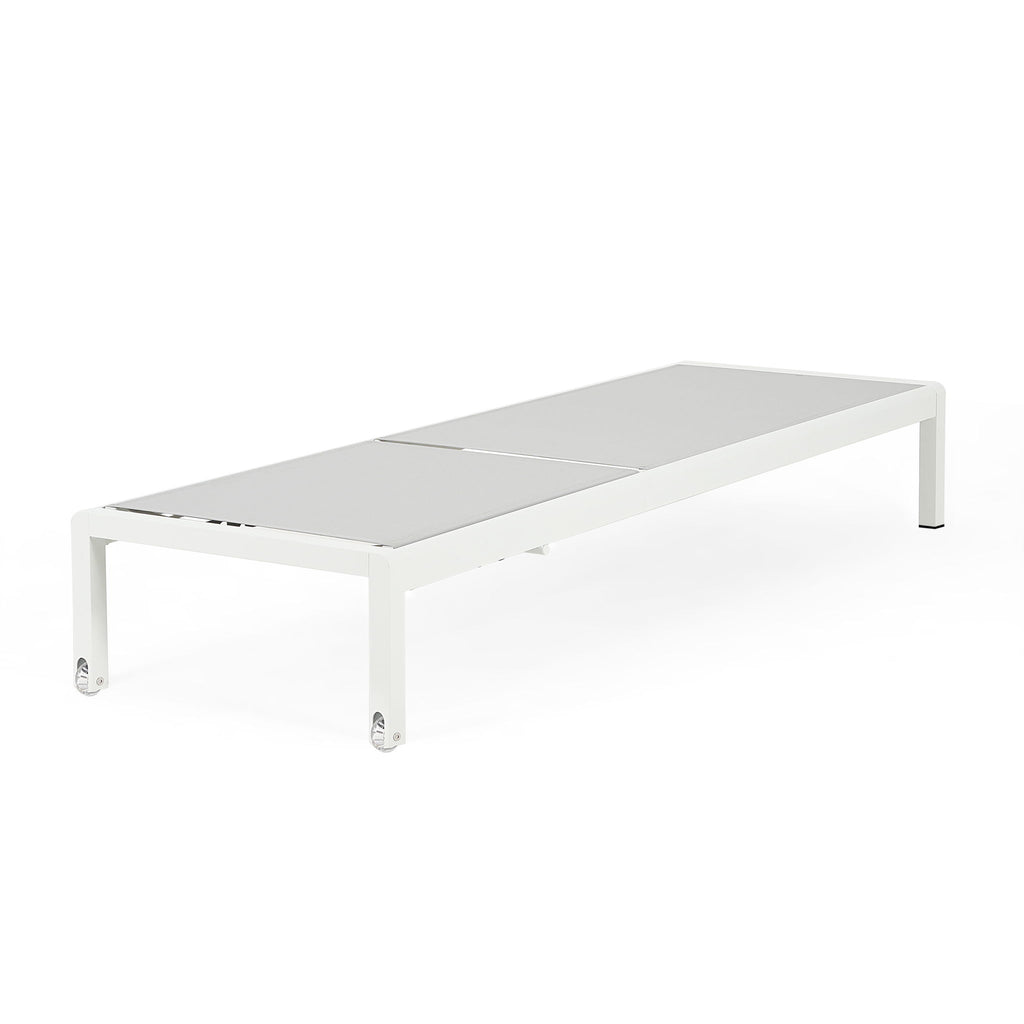 Outdoor Patio Chaise Lounge With 5 Reclining Positions