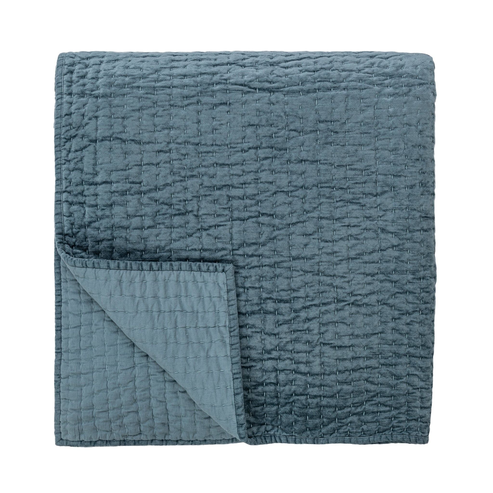 Bari - Velvet Quilt Set