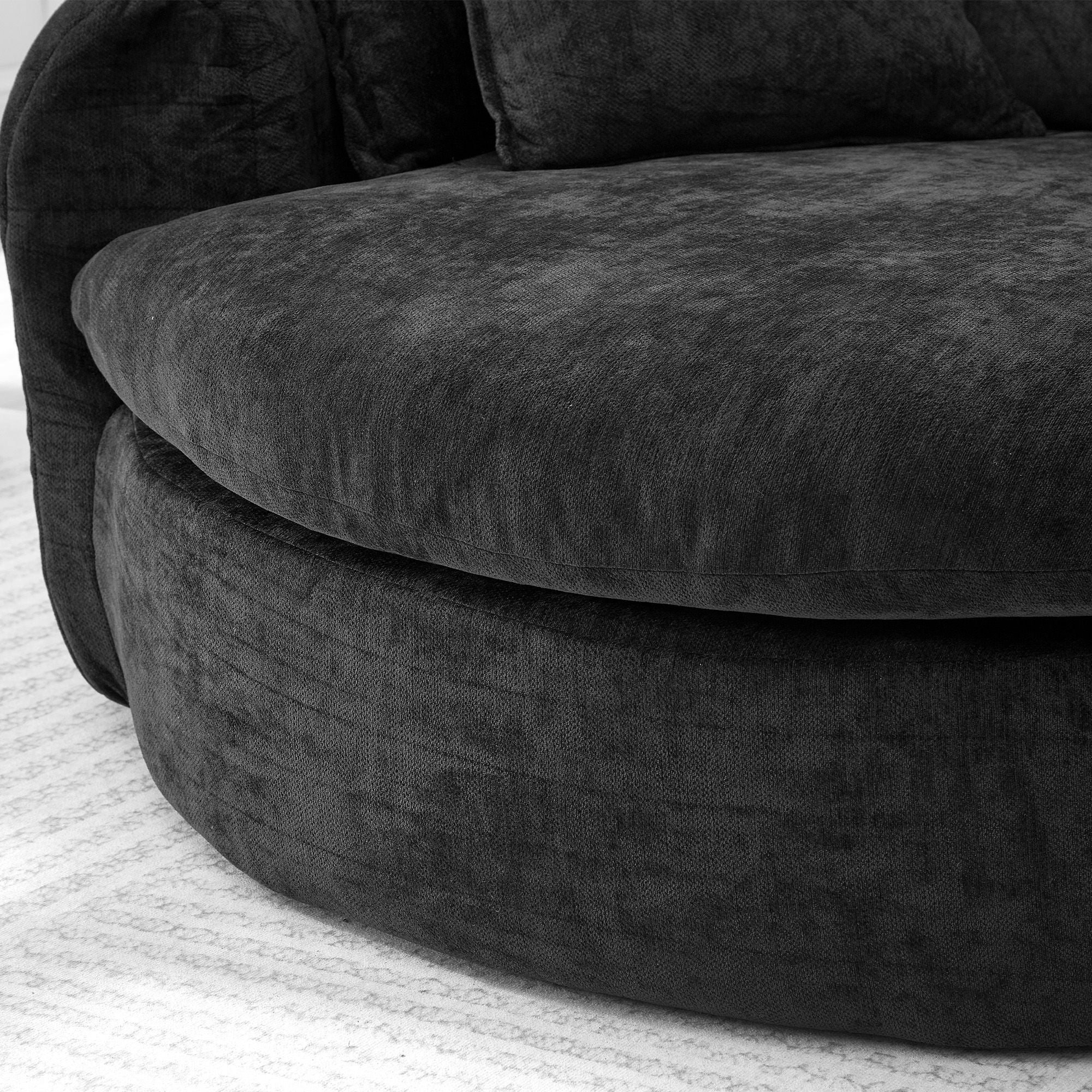 Modern Round Chaise Sofa With 8 Throw Pillows