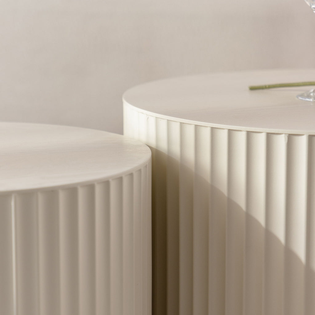 Drum Nesting Coffee Table With Wave Stripe Design For Living Room (Set of 2) - Beige / White