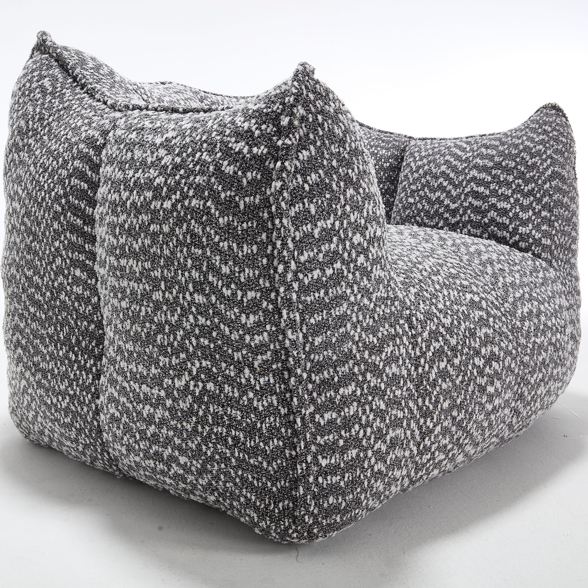 Comfortable Sofa Chairs With Highly Resilient Foam For Living Rooms And Bedrooms