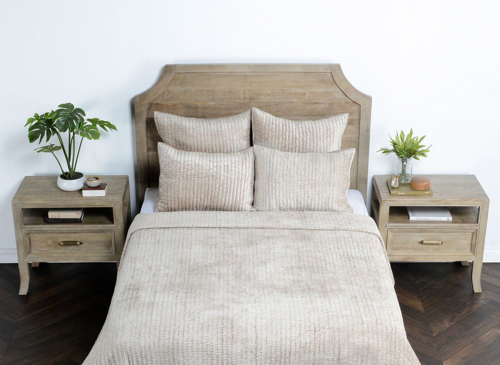 Bari - Velvet Quilt
