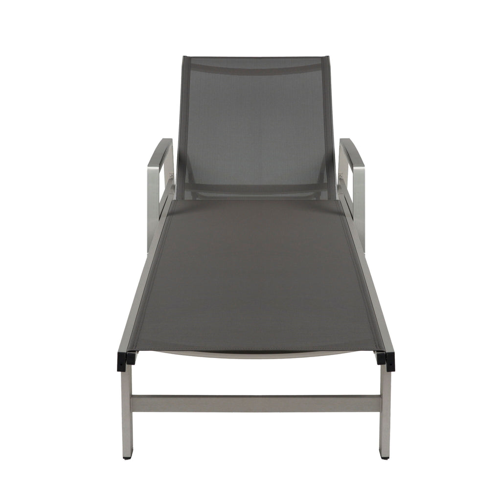 Oaxton - Chaise Lounge