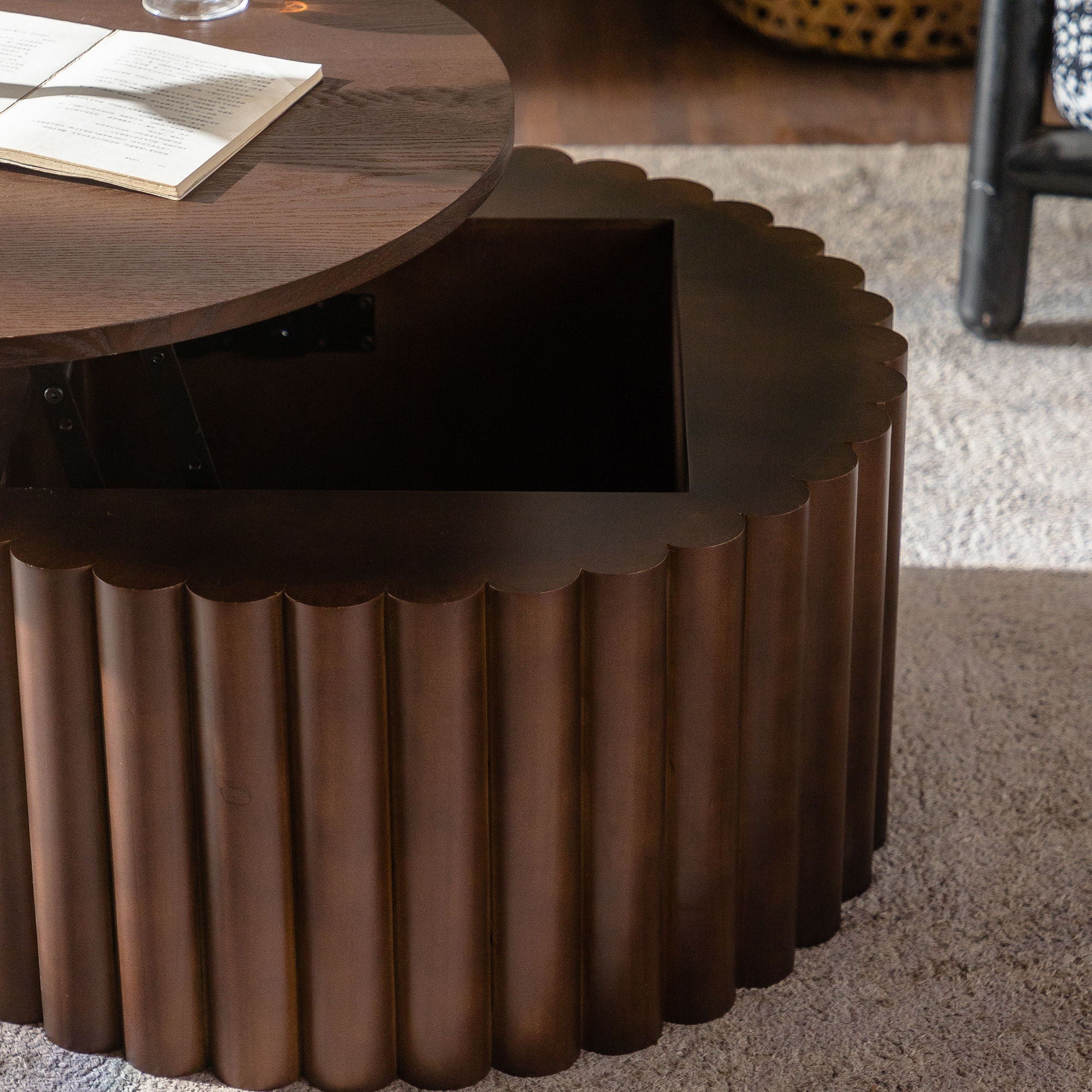 Round Coffee Table With Lift Mechanism For Living Room - Walnut