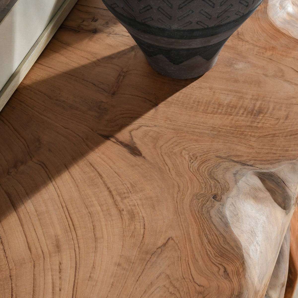 Cypress - Root Console Table