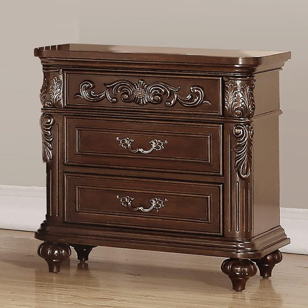 3 Piece Bedroom Set, Majestic Formal Bed With 2 Nightstands