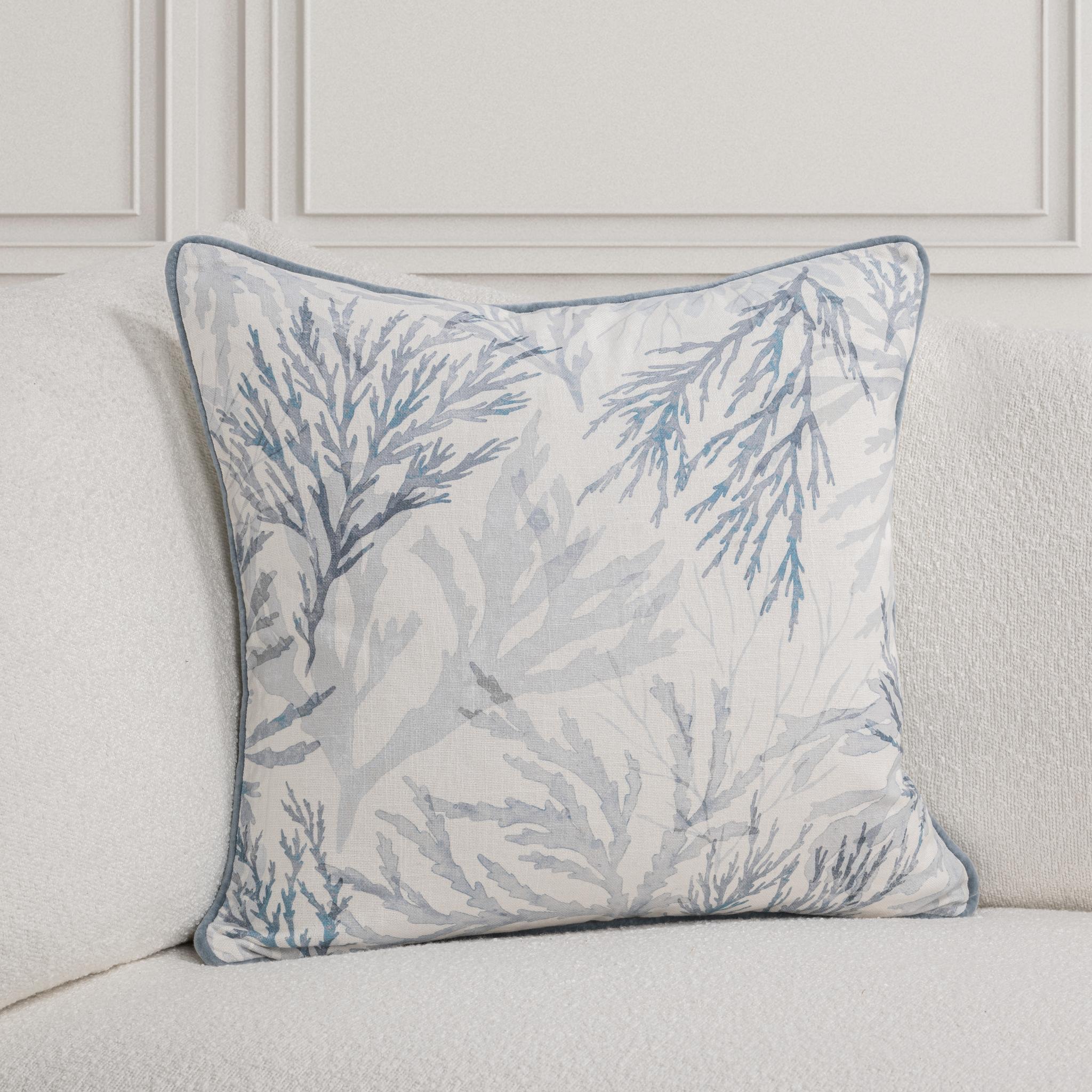 Lessonia - Pillow