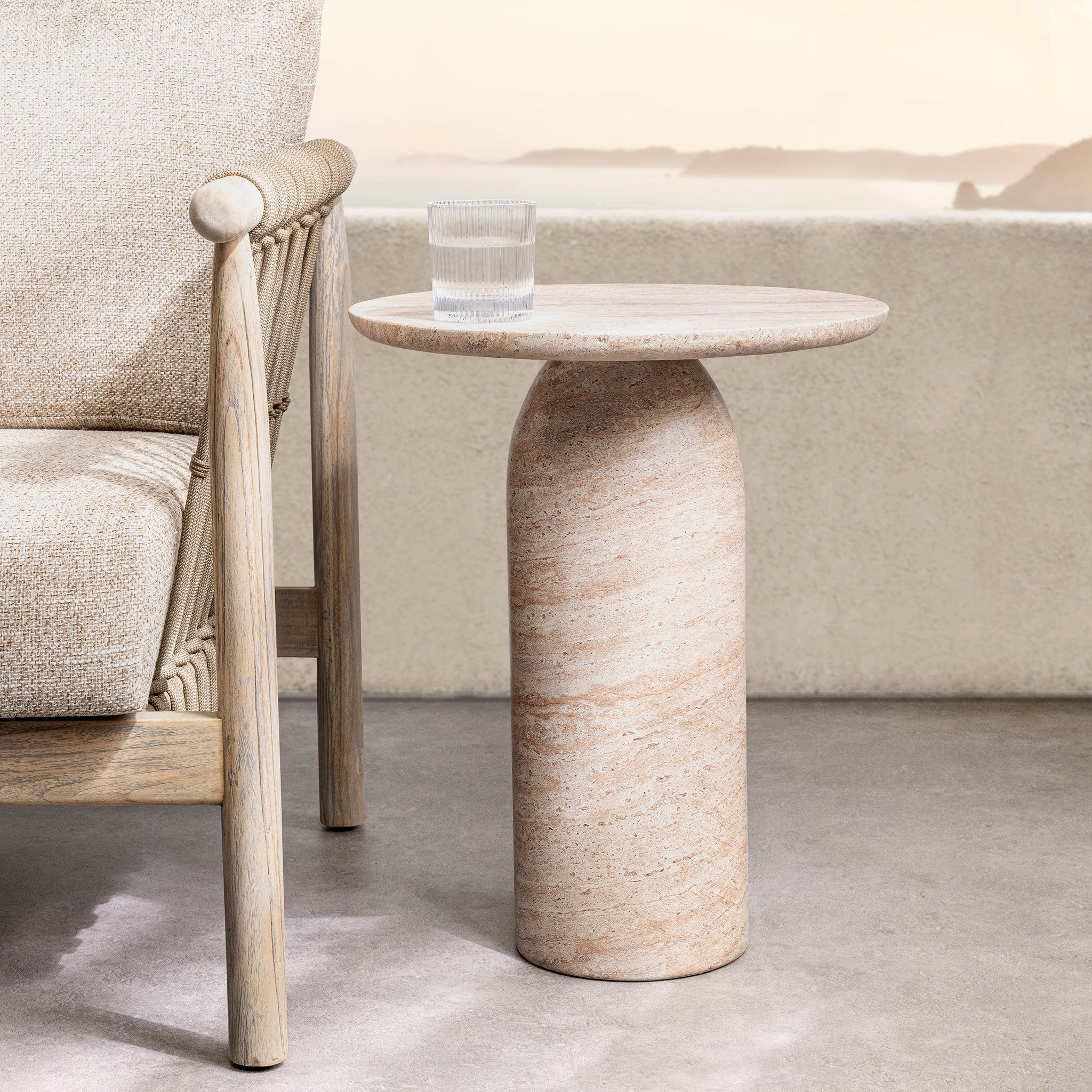 Sana - Outdoor Round Table