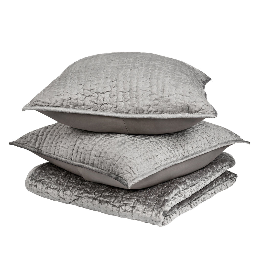 Bari - Velvet Quilt - Gray