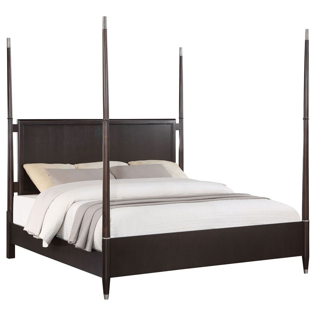 Niguel - Queen Size 4 Poster Bed With Finials, Floating Headboard - Brown