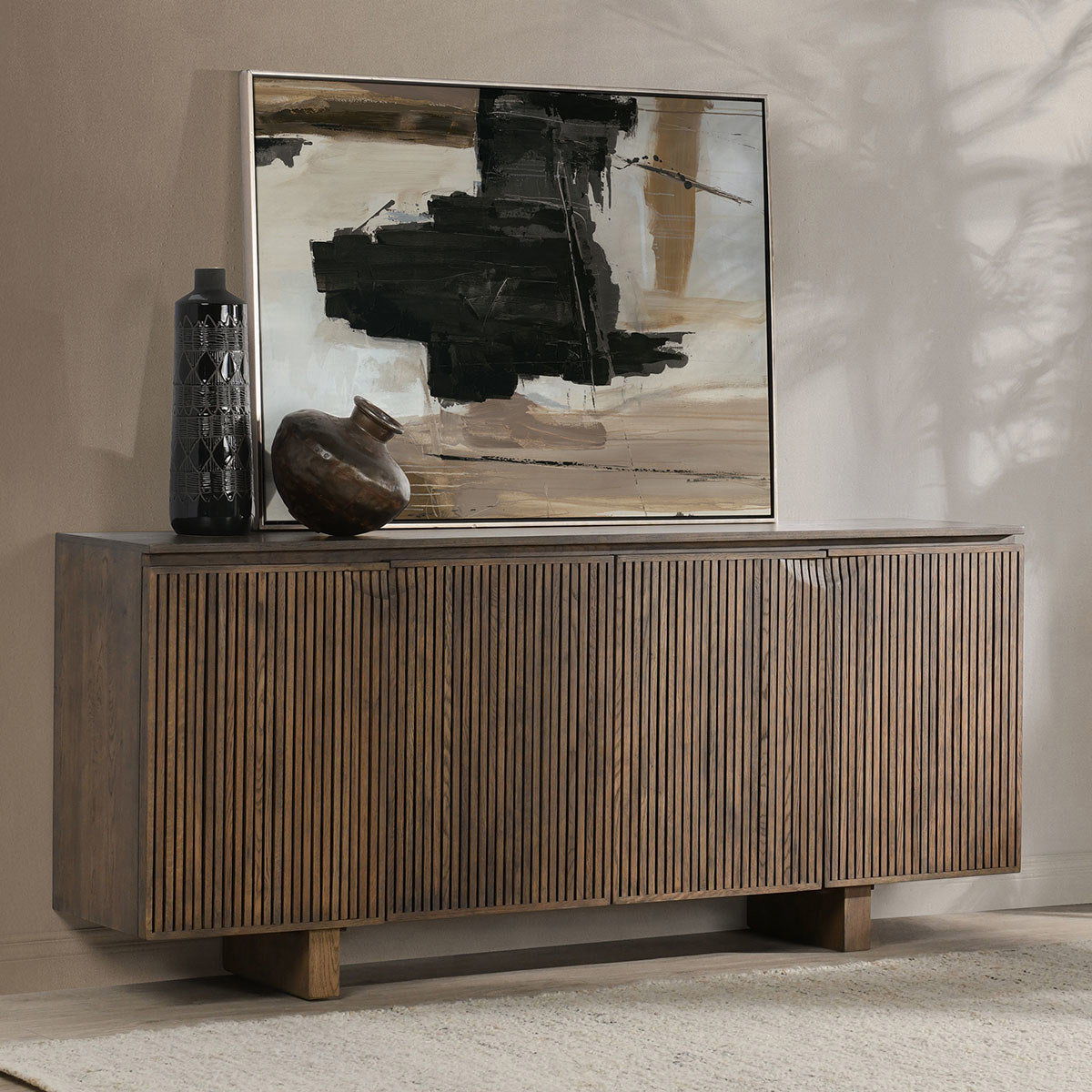 Roya - Cabinet