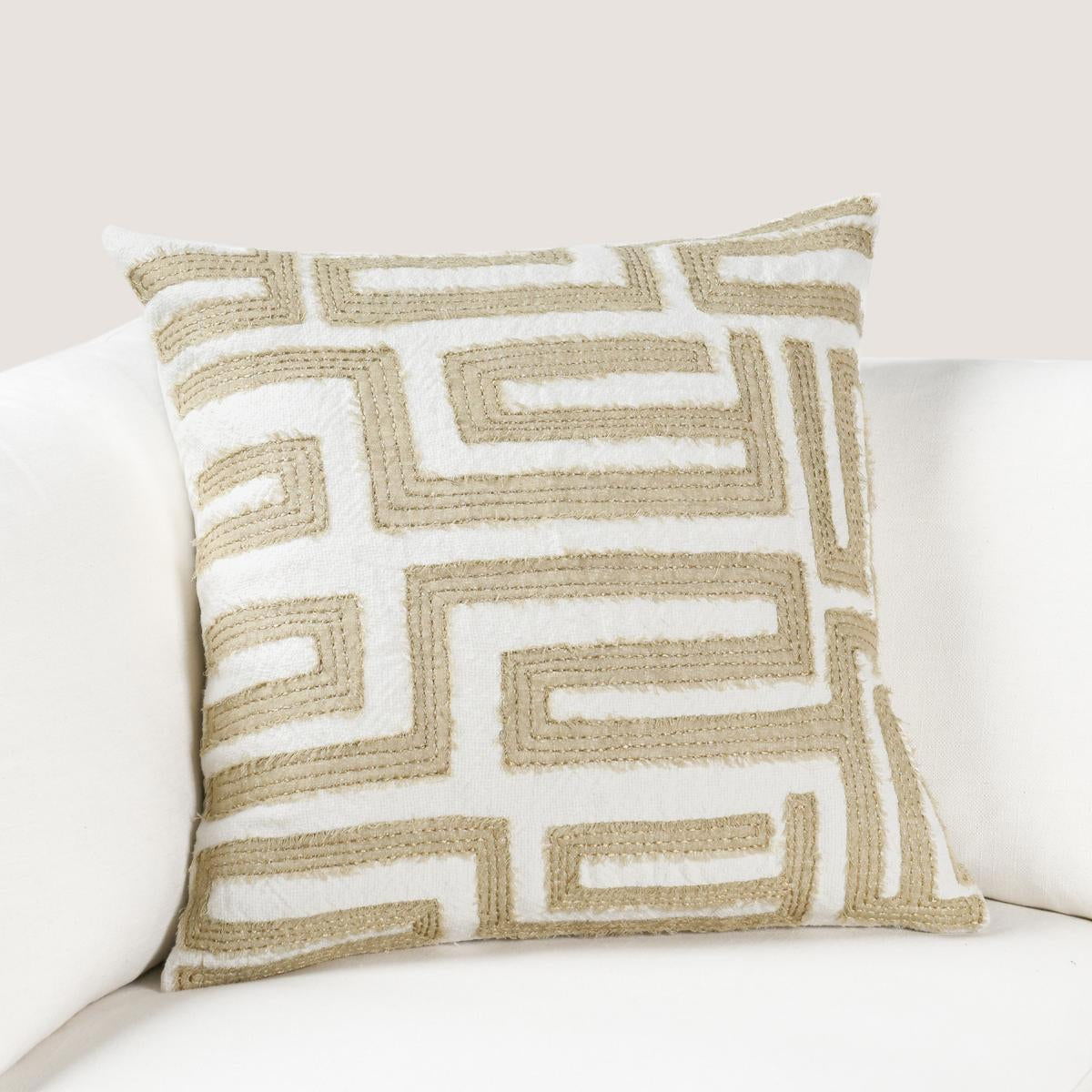Villa Classics - Mateo 22" x 22" Pillow - Metallic Gold / Ivory