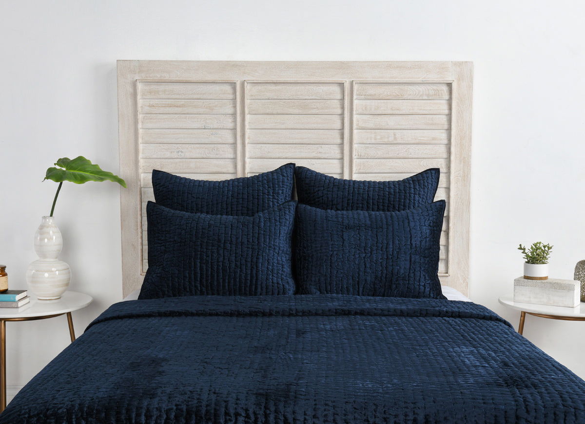 Bari - Velvet Quilt Collection